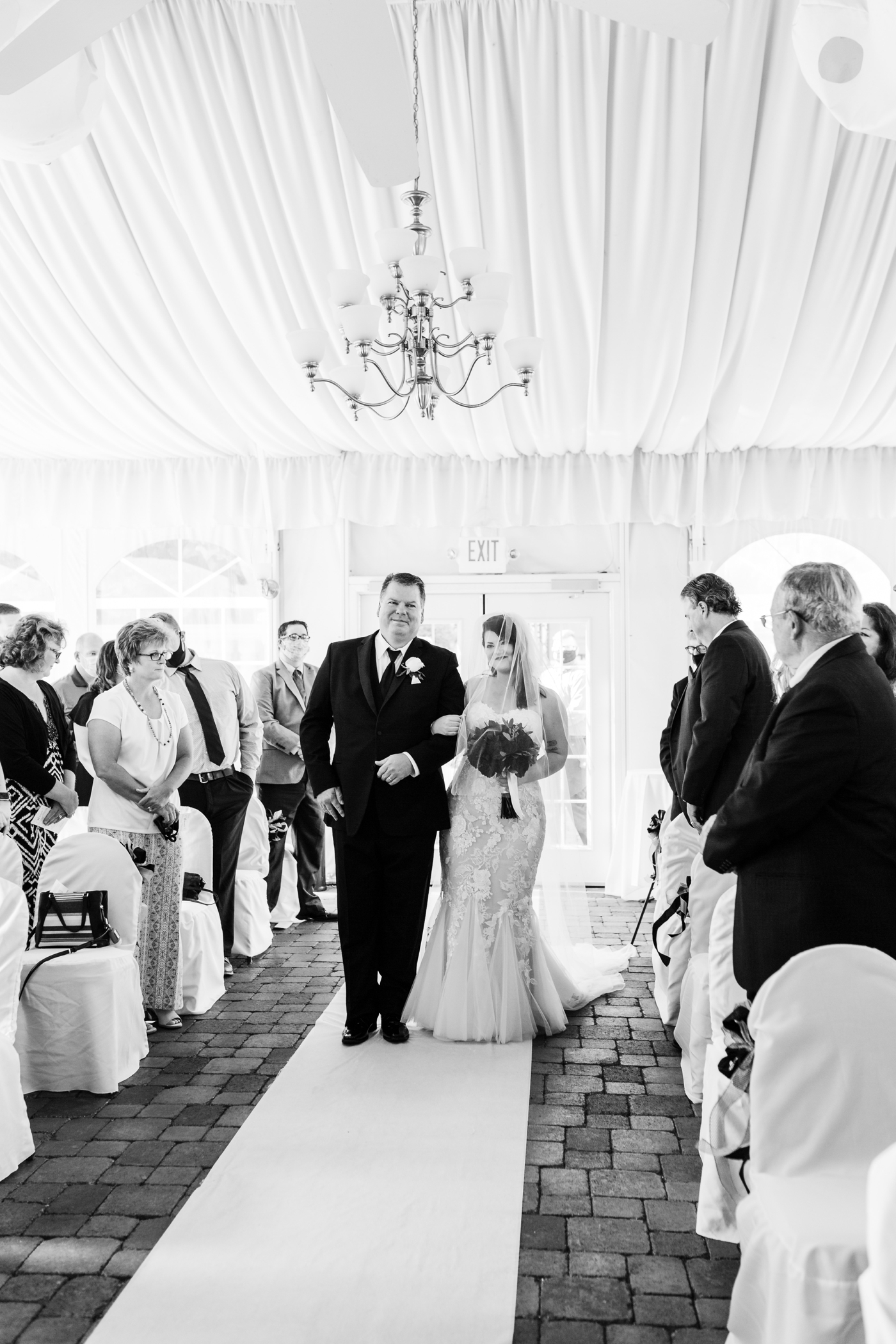 Wedding ceremony at Blennerhassett Hotel 